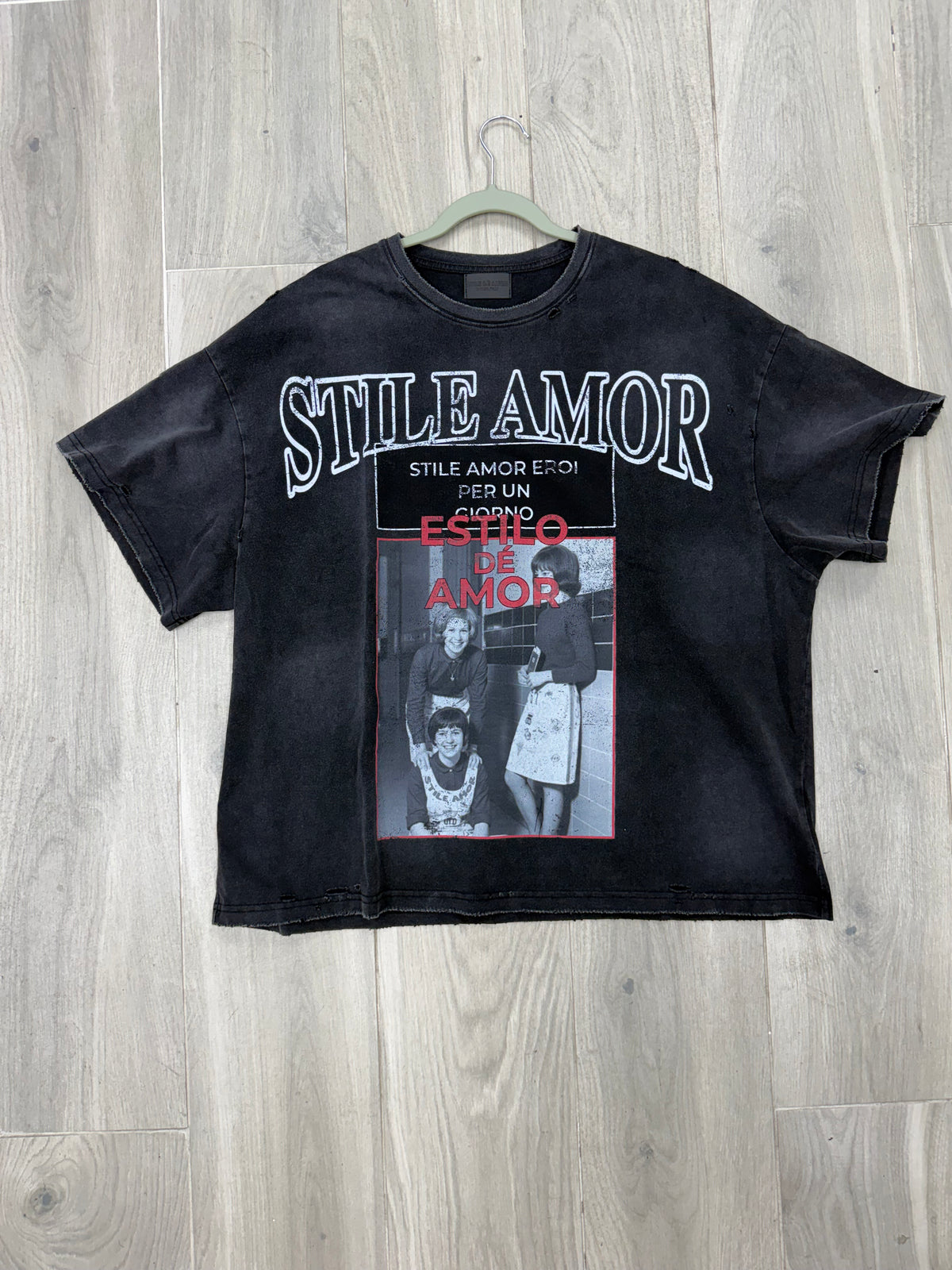 Stile De Amor Tee