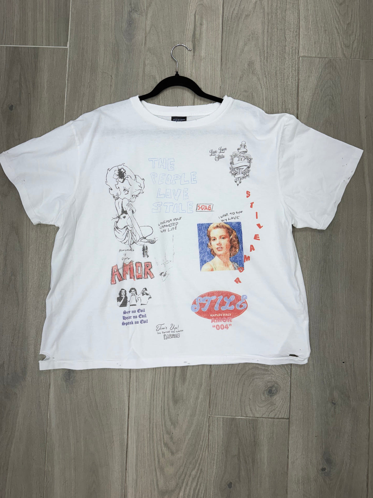 Stile De Amor Tee
