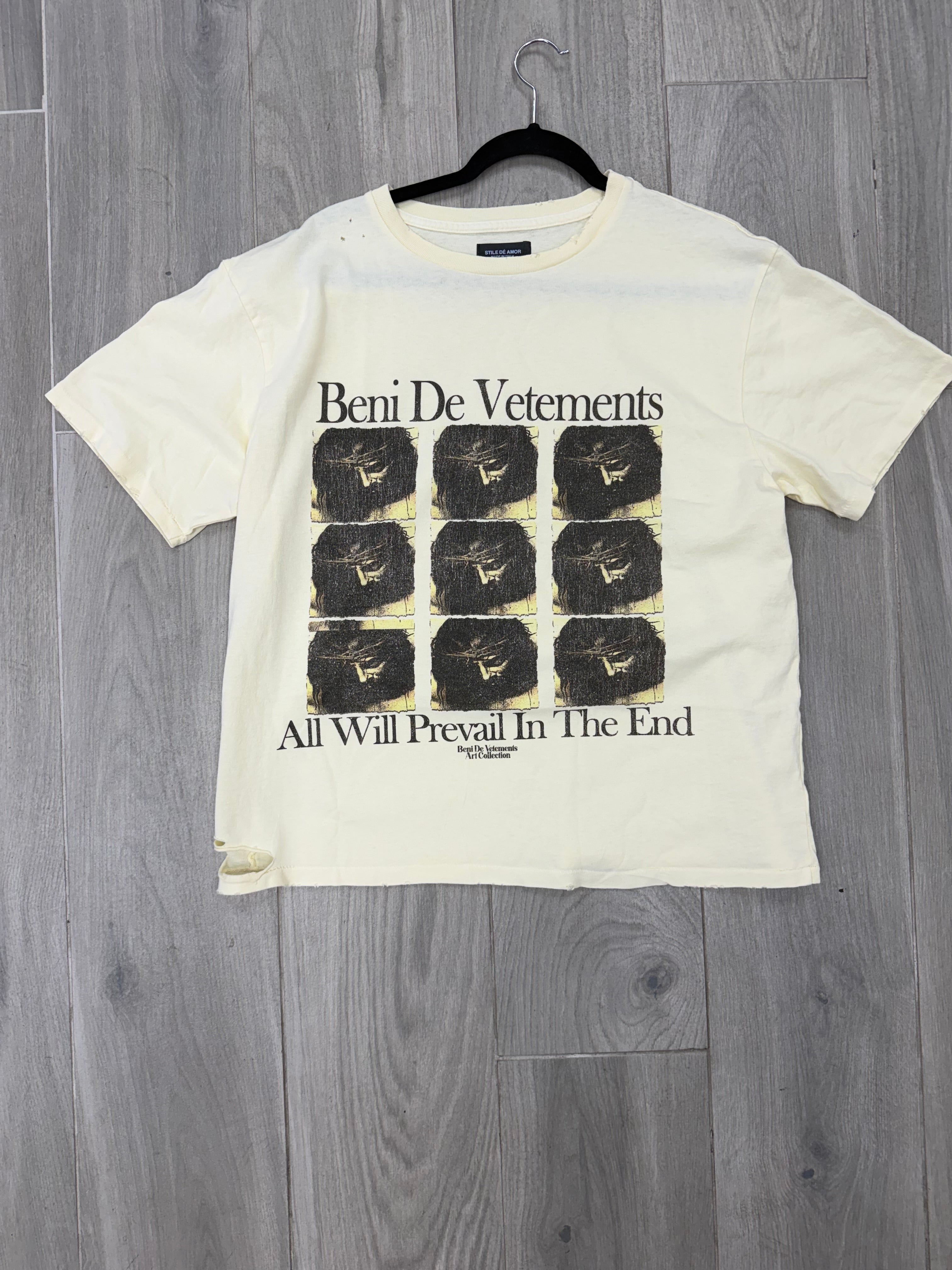 Stile De Amor Tee