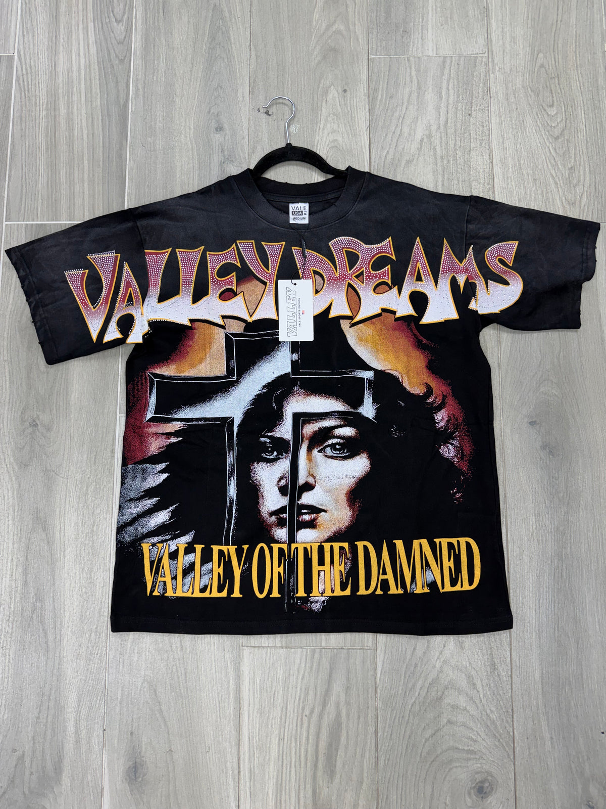 Vale Graphic Tee